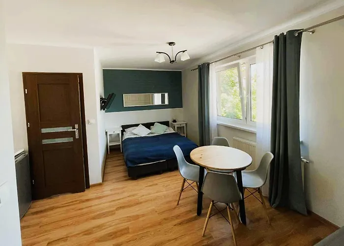 Monika בית אירוח